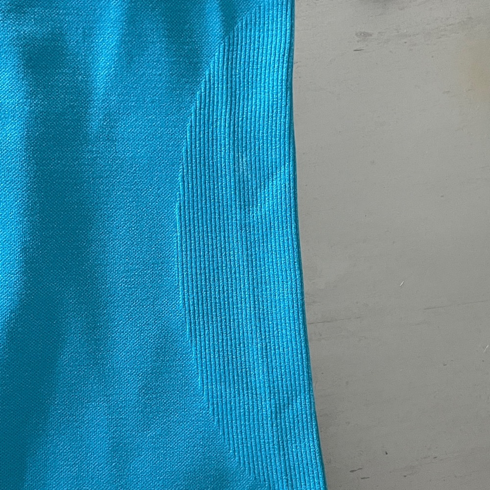AVIA: Racerback Tank w/built in bra. Sz: L - Picture 4 of 7